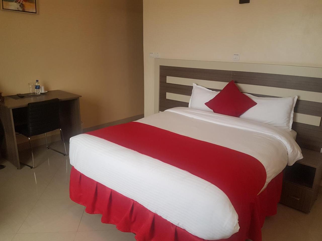 Mara Frontier Hotel Narok 외부 사진